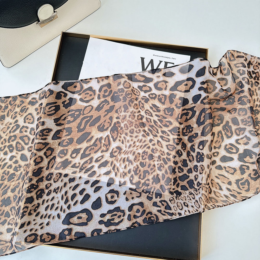 Leopar Küçük Uzun ipek eşarp K - Silk Neck Scarf incelemesi ve fiyatı